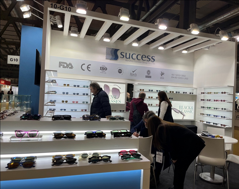 ¶¶È¦(ÖйúÇø)ÈËÉú¾ÍÊDz«!